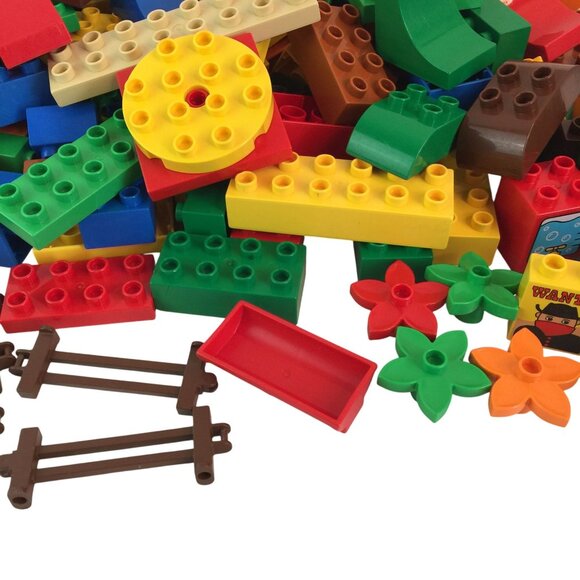 Lego Duplo Building Block Lot of 150+ Pieces Fence Car Window Replacement Parts - Picture 4 of 11
